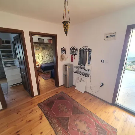 Village House Awsome Seaview, Organic Garden & Pool Holiday home